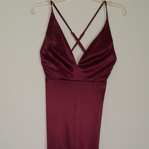 Elegant Burgundy Evening Dress